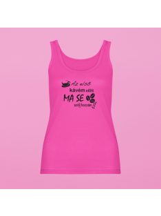 Az első kávé előtt női atléta