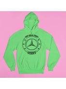 Egy igazi férfi Mercédest vezet pulóver