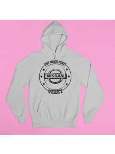 Egy igazi férfi Nissant vezet pulover