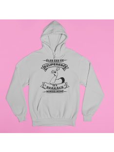   Éles ész és szupererő, ez a Szakács mindig menő pulóver