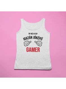 Így néz ki egy igazán jóképű gamer férfi atléta