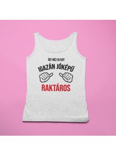 Így néz ki egy igazán jóképű raktáros férfi atléta