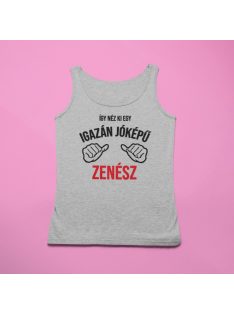 Így néz ki egy igazán jóképű zenész férfi atléta