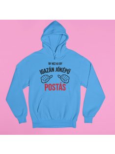 Így néz ki egy jóképű postás pulóver