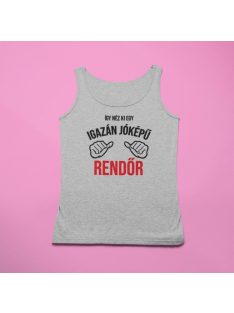 Így néz ki egy igazán jóképű rendőr férfi atléta