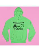 Traktorvezető vagyok, nem varázsló pulóver