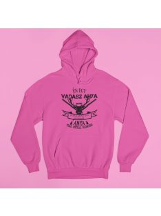   Én egy vadász anya vagyok olyan, mint egy normál anya csak sokkal menőbb pulóver