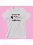 Értékesítő vagyok, nem varázsló női póló